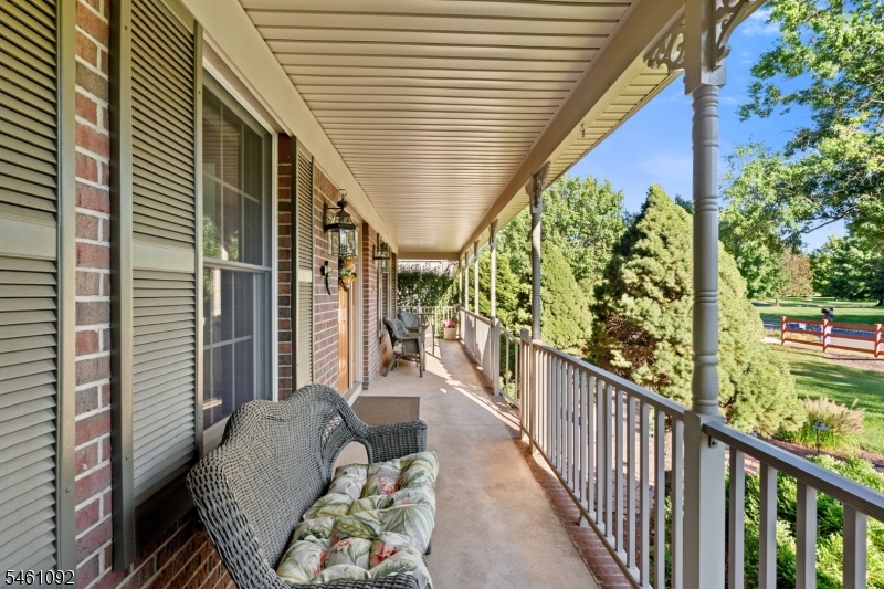 23 Milburn Dr Property Photo 2