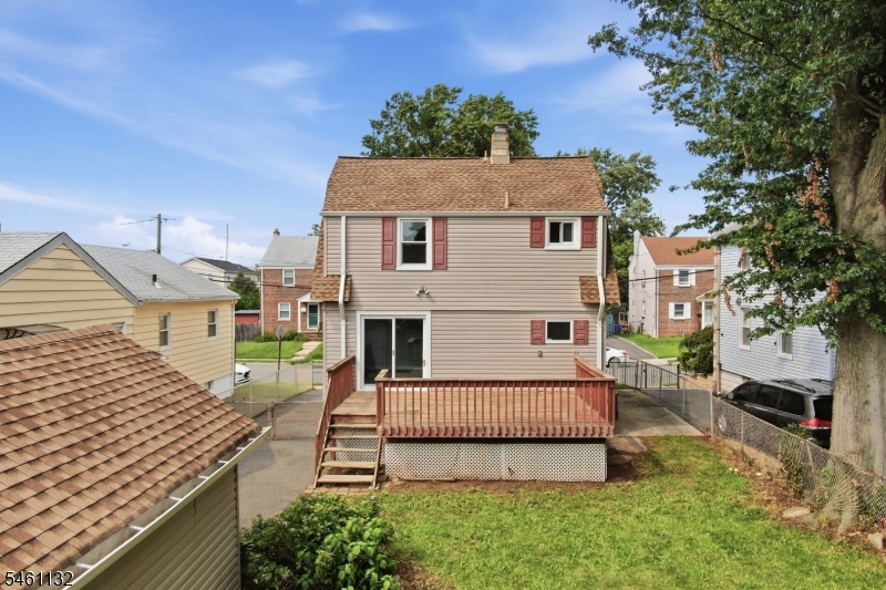 624 Britton St Property Photo 31