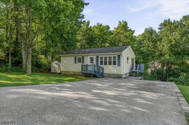 12 Doe Run Property Photo 2