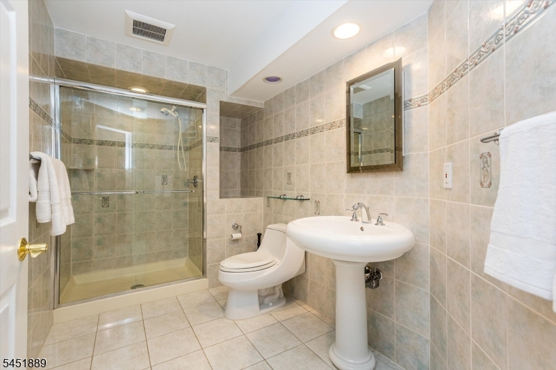 24 Stone Dr Property Photo 38