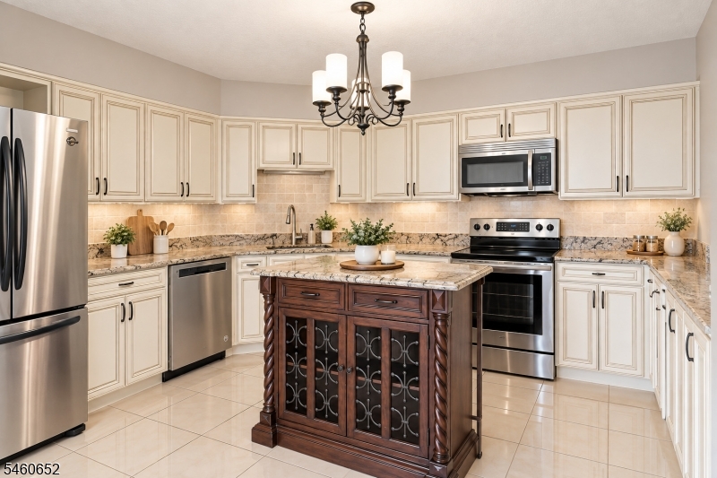 1328 Harmon Cove Tower Property Photo 1