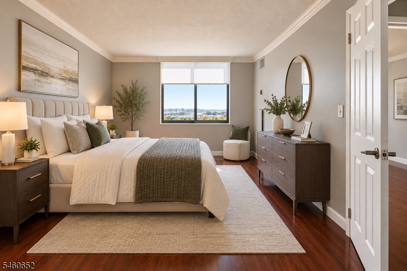 1328 Harmon Cove Tower Property Photo 7