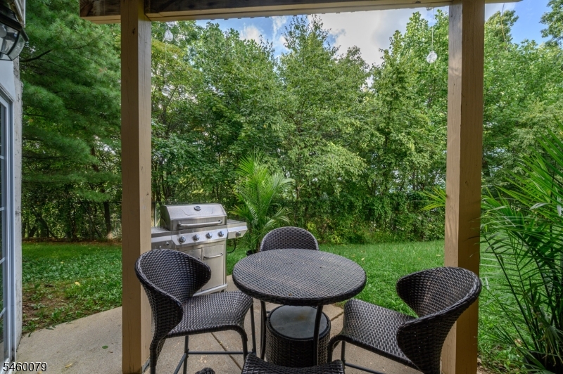 38 Winding Hill Dr Property Photo 37