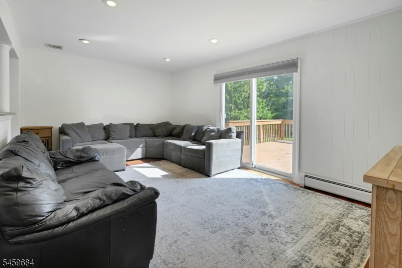 10 Cambray Rd Property Photo 8