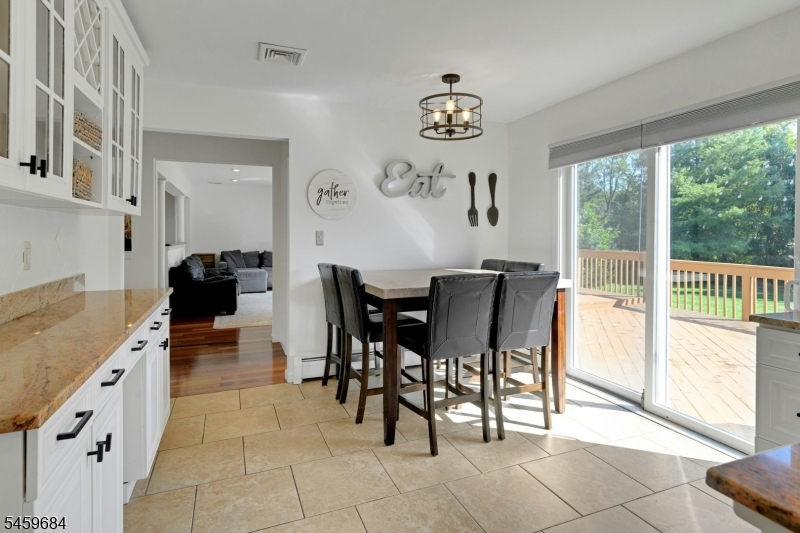 10 Cambray Rd Property Photo 14