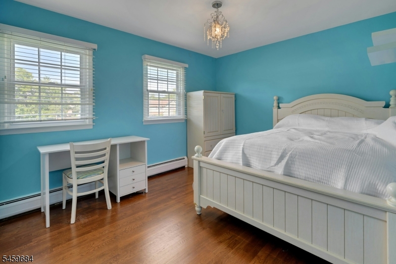 10 Cambray Rd Property Photo 22