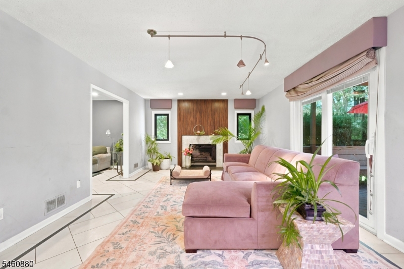 2 Sweet Briar Ct Property Photo 21