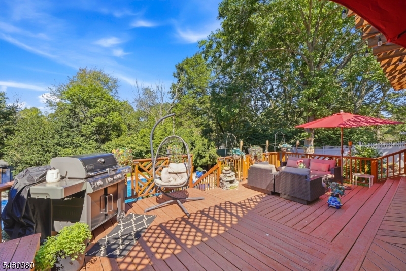 2 Sweet Briar Ct Property Photo 33
