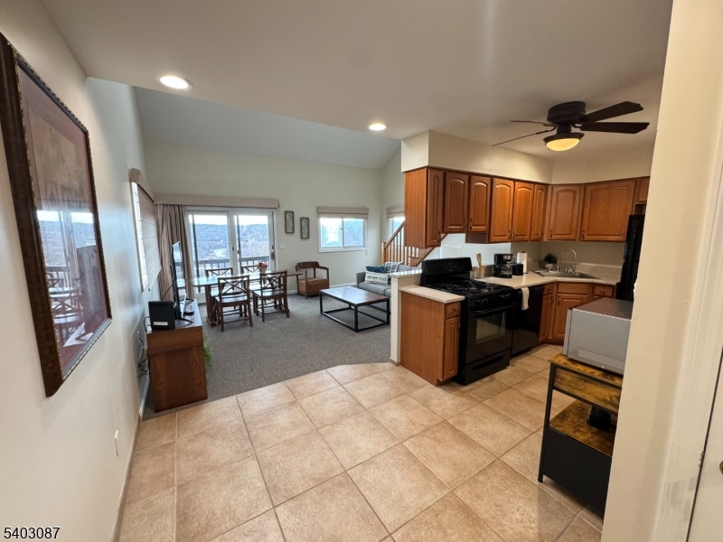 3 Telemark Dr 12 Property Photo 2