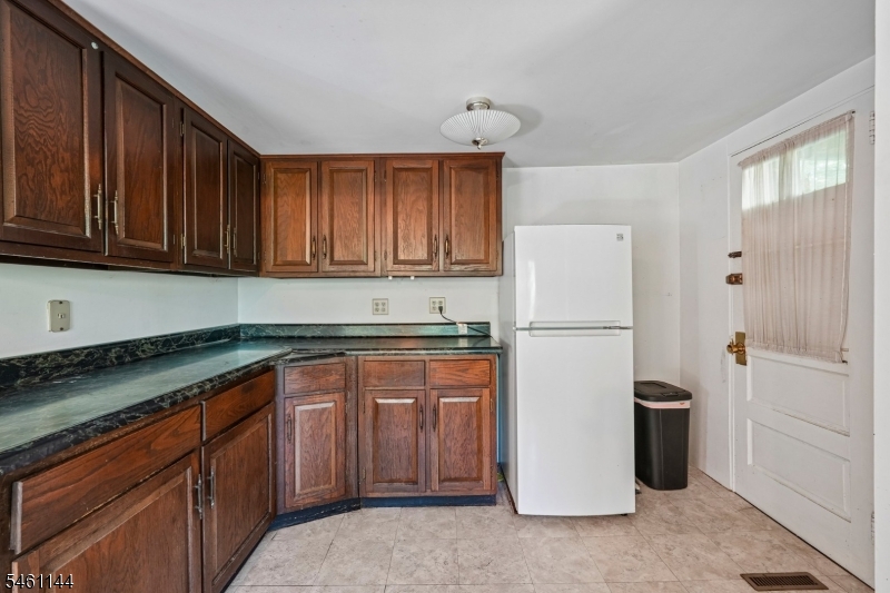 107 Glenside Trl Property Photo 11