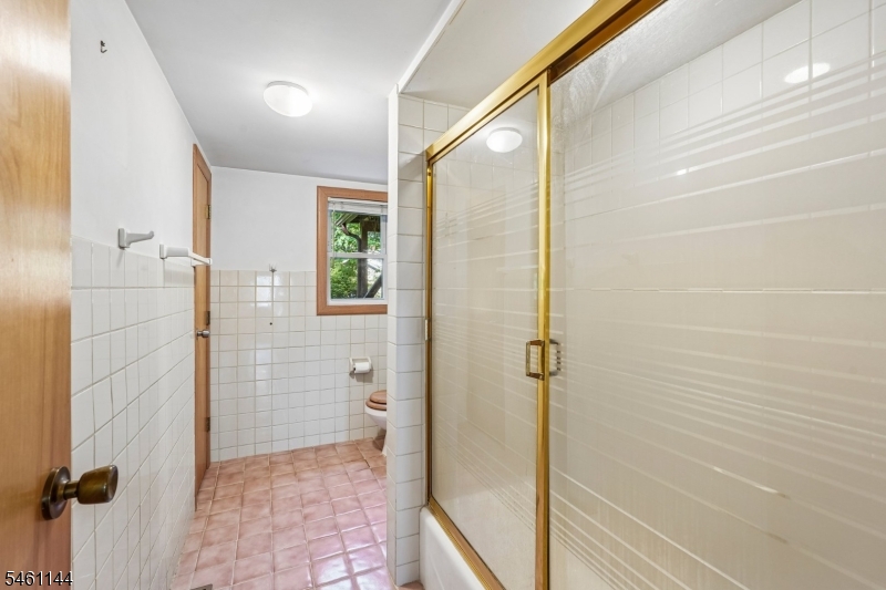 107 Glenside Trl Property Photo 17