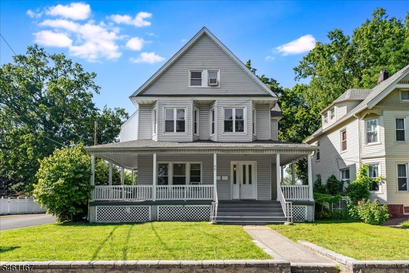 68 Tenafly Rd Property Photo 1