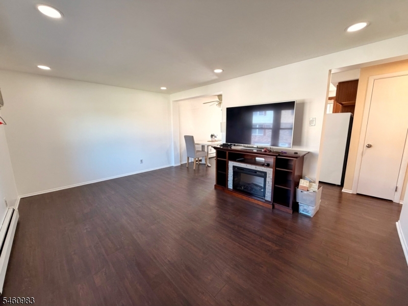 453 Liberty St 12 Property Photo 1