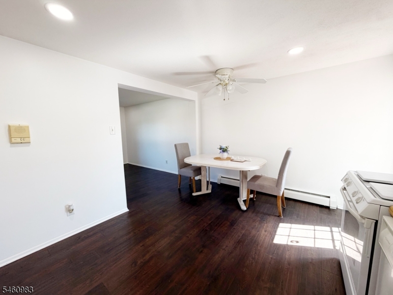 453 Liberty St 12 Property Photo 5