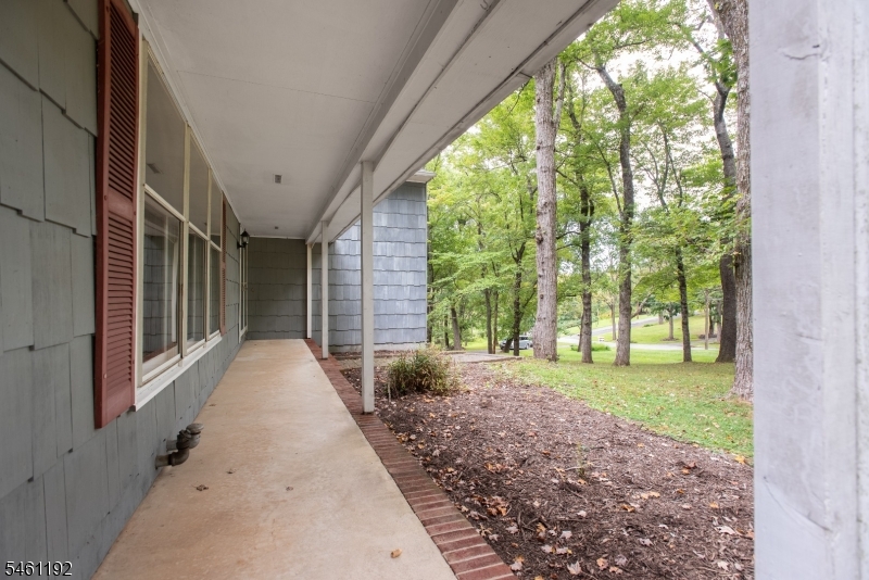200 Hockenbury Rd Property Photo 2