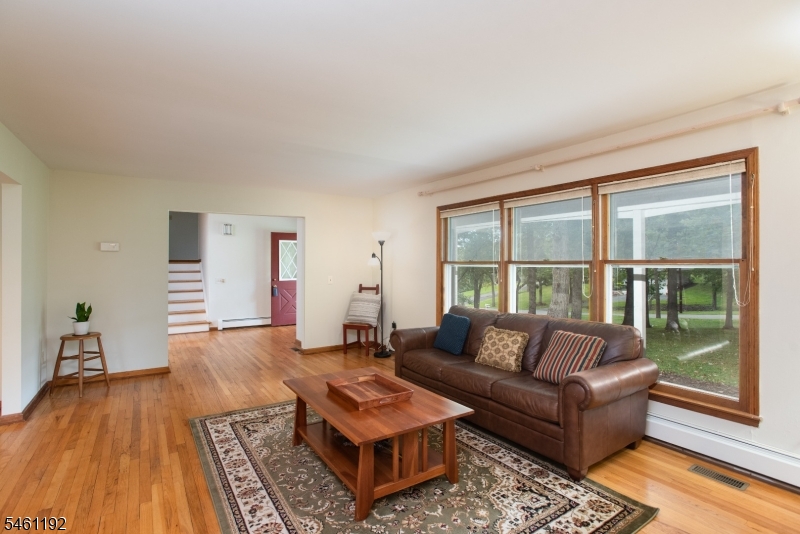 200 Hockenbury Rd Property Photo 5