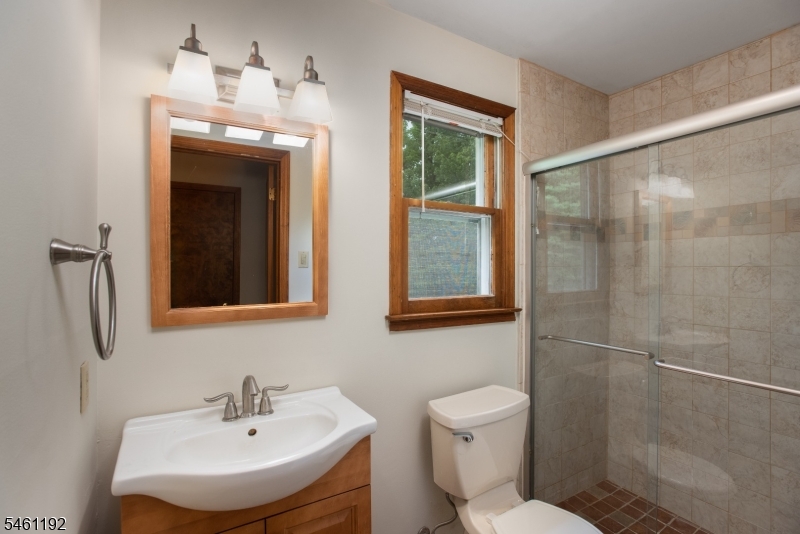 200 Hockenbury Rd Property Photo 13