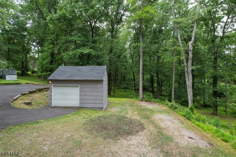 200 Hockenbury Rd Property Photo 31