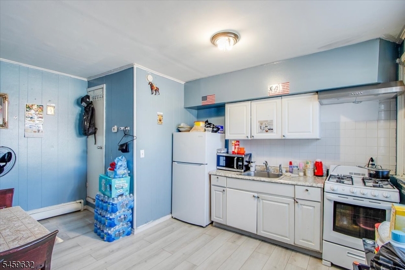 37 Newark Pompton Tpke Property Photo 8