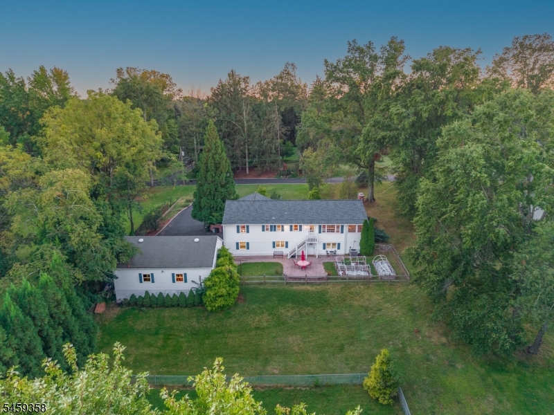 2 Orchard Dr Property Photo 2