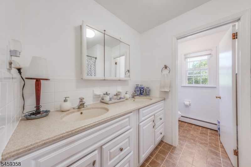 2 Orchard Dr Property Photo 17