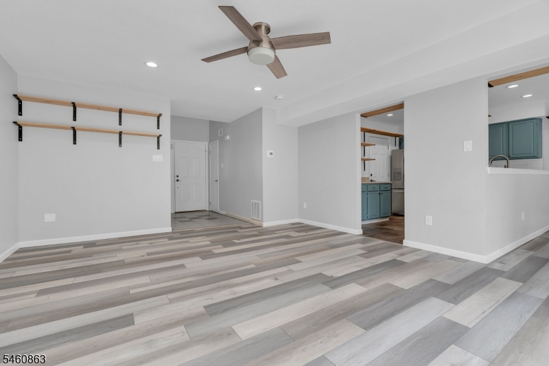 149 Skipton Pl Property Photo 6