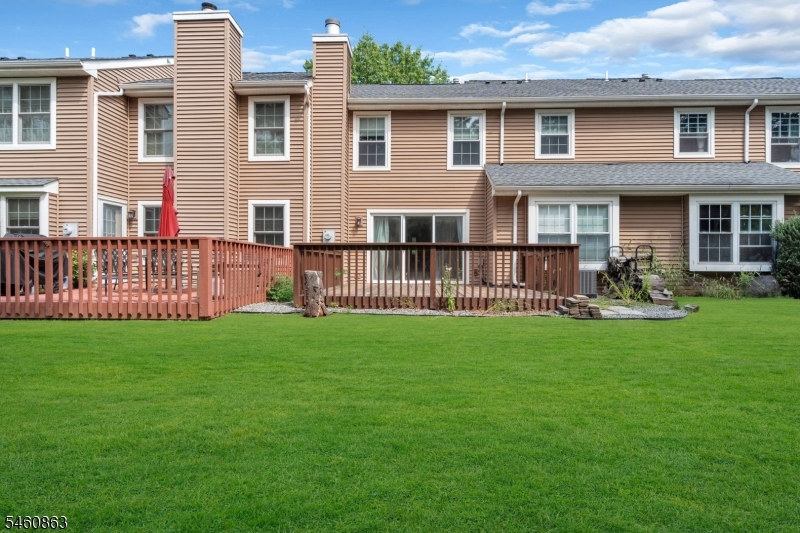 149 Skipton Pl Property Photo 28