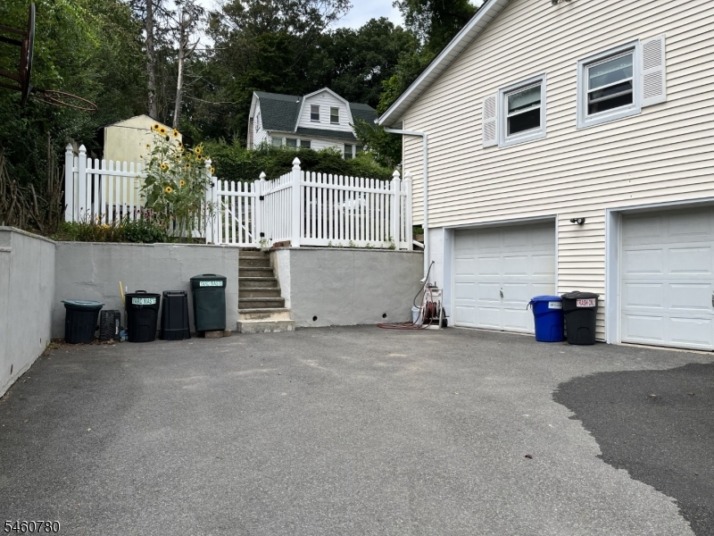 21 Williams St Property Photo 3
