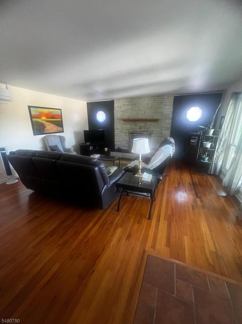 21 Williams St Property Photo 20