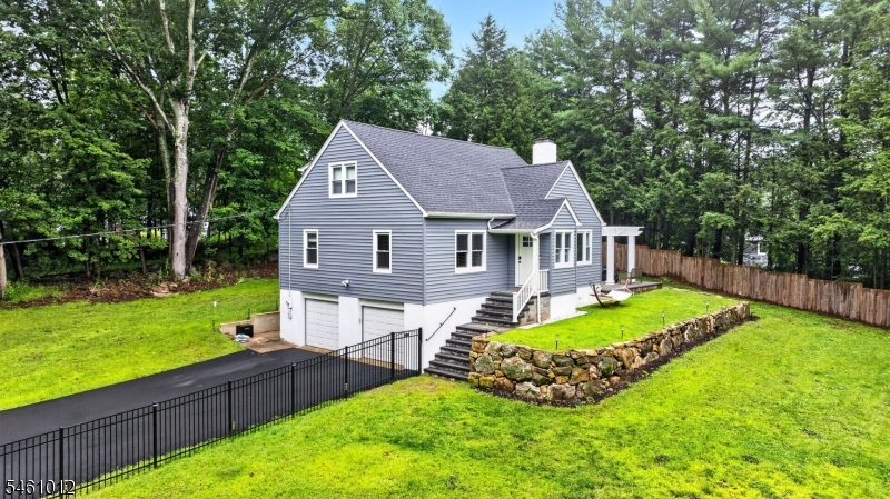6 Estler Ln Property Photo 1