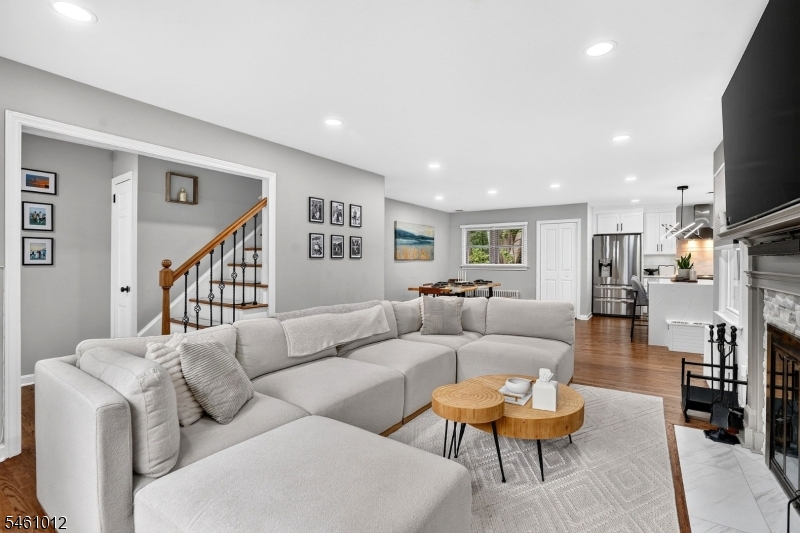 6 Estler Ln Property Photo 3