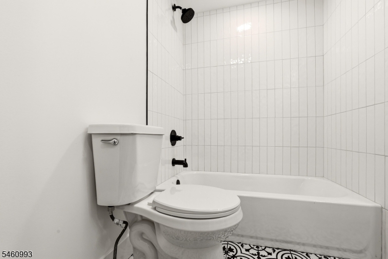 106 Virginia St Property Photo 15