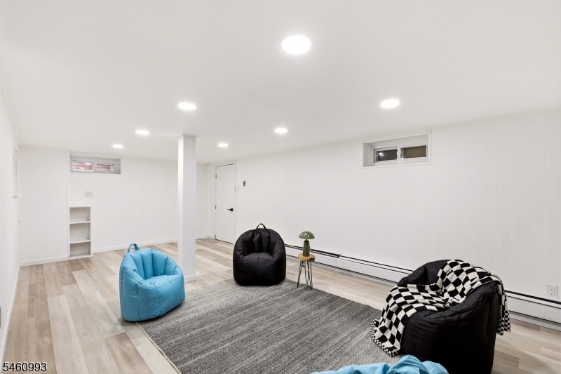 106 Virginia St Property Photo 23