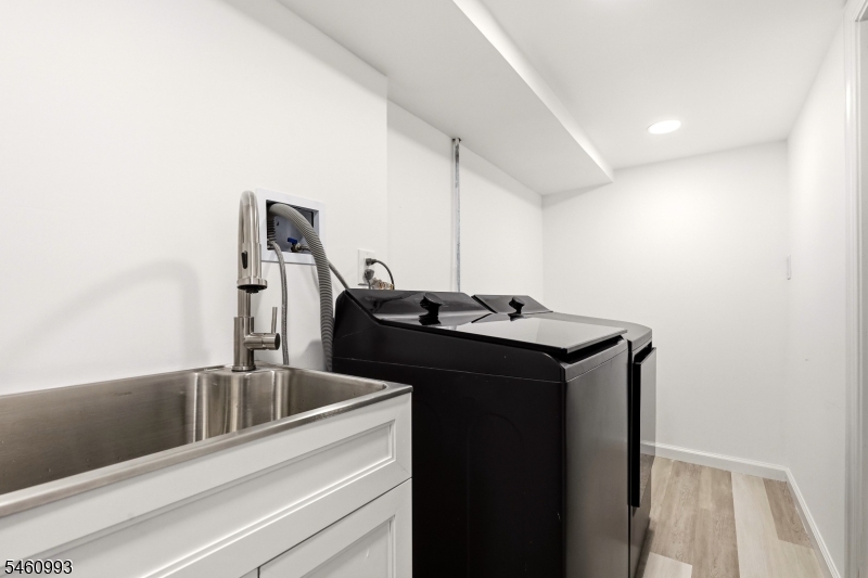 106 Virginia St Property Photo 27