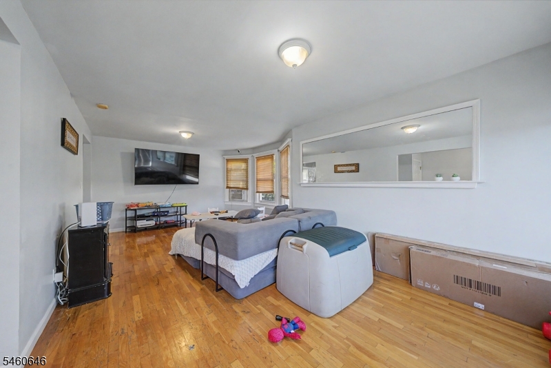 327 North Ave E Property Photo 20