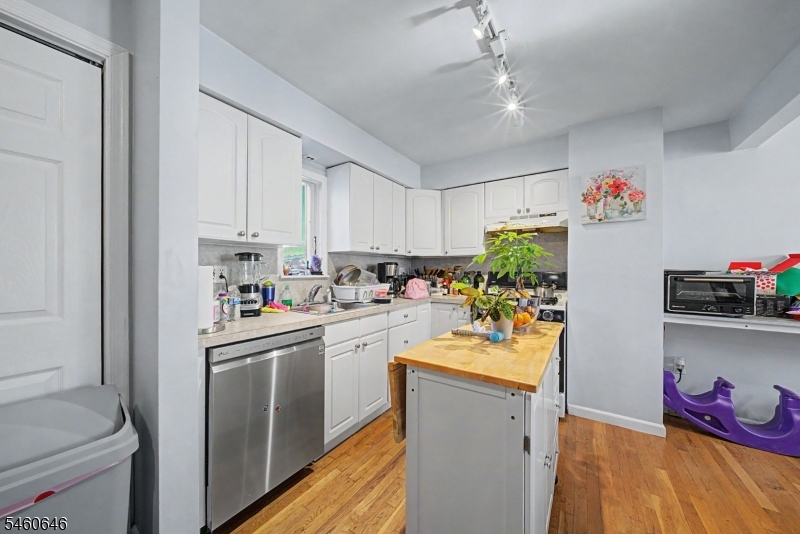 327 North Ave E Property Photo 28