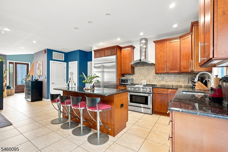 2623 Frederick Ter Property Photo 10