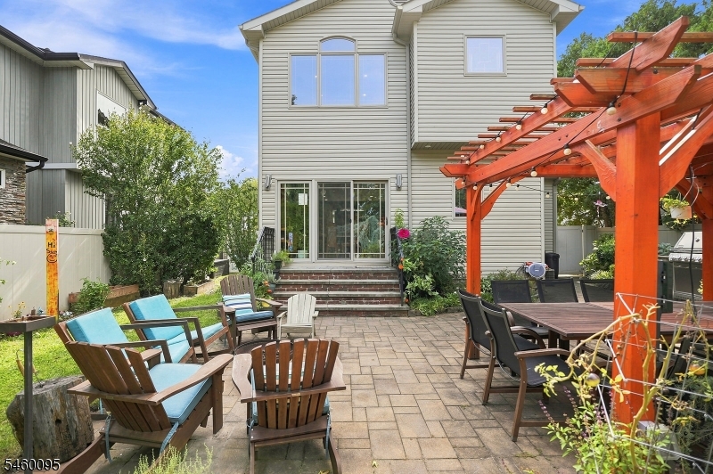 2623 Frederick Ter Property Photo 31