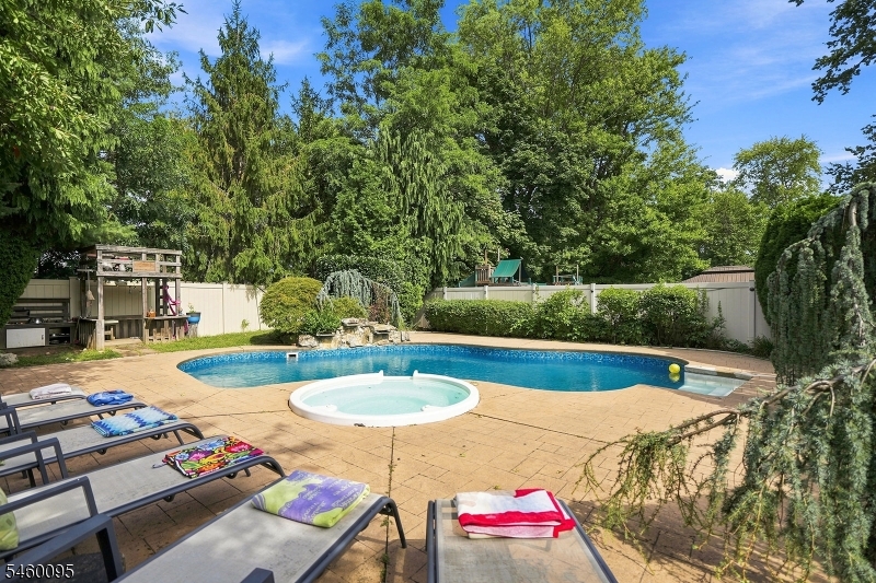 2623 Frederick Ter Property Photo 36