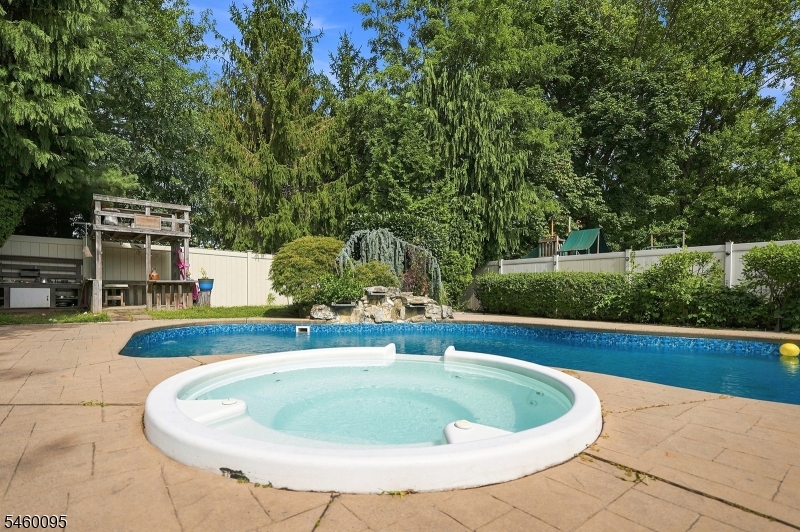 2623 Frederick Ter Property Photo 37