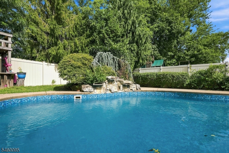 2623 Frederick Ter Property Photo 38