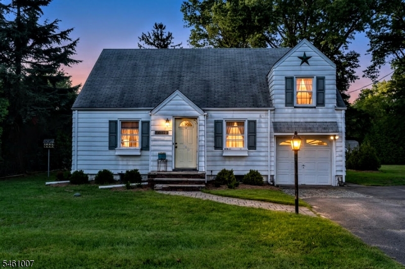 25 Stanley Ct Property Photo 2
