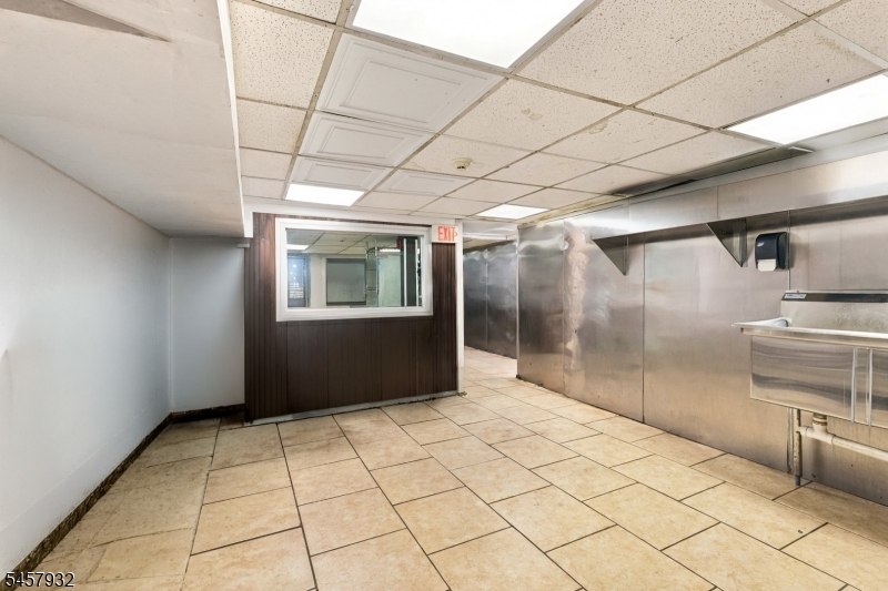 507 Market St Property Photo 7