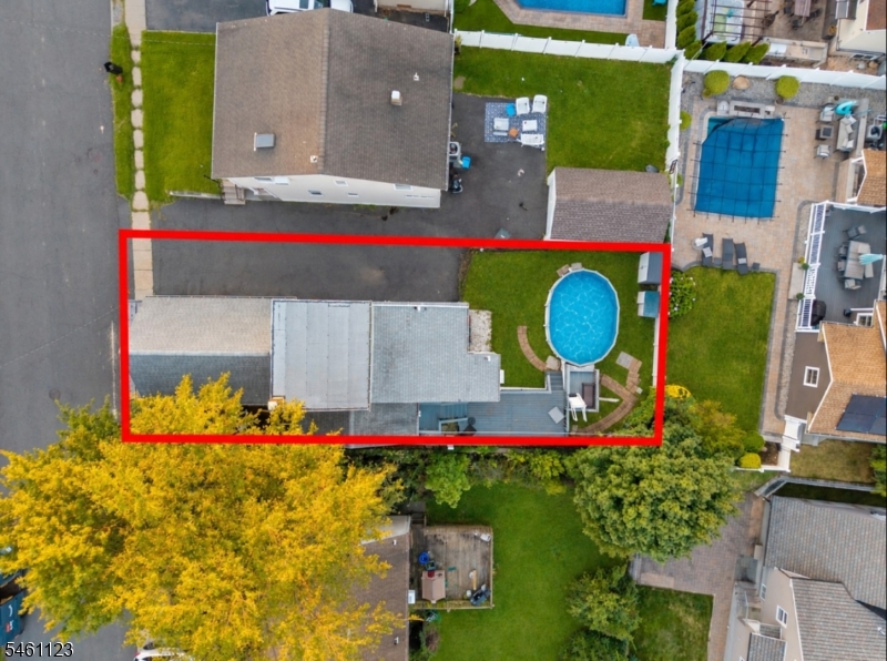 34 Milton Ave Property Photo 2