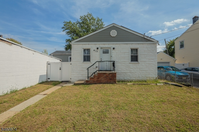 428 3Rd Ave Property Photo 1