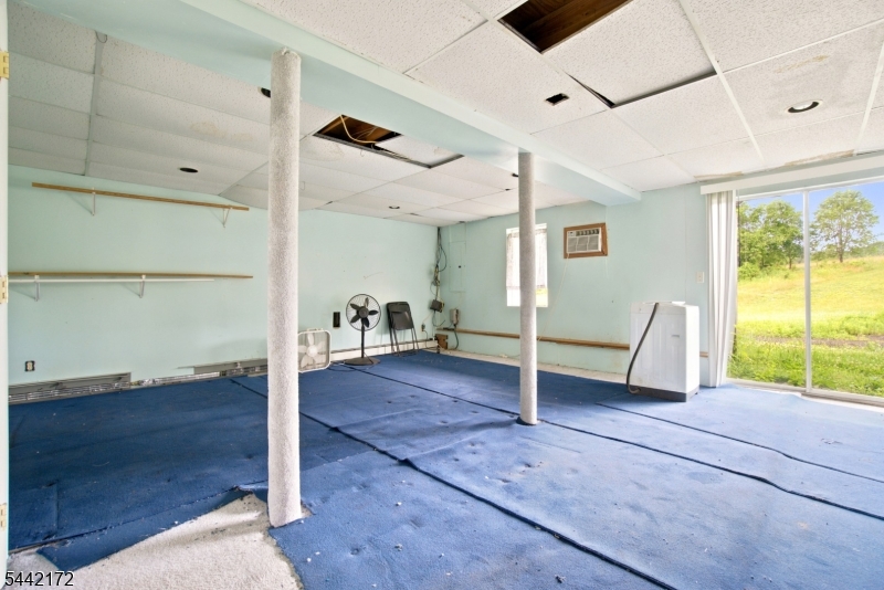 175 Wertsville Rd Property Photo 38