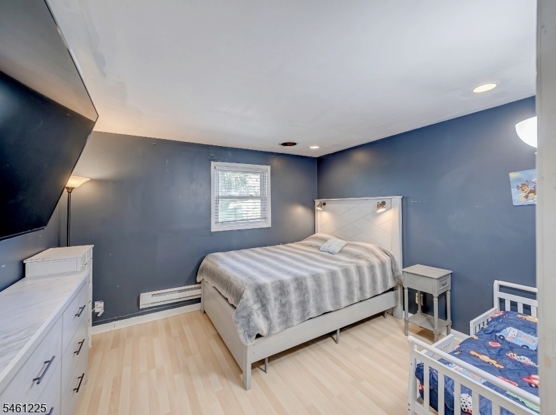 404 Lyndale St Property Photo 10