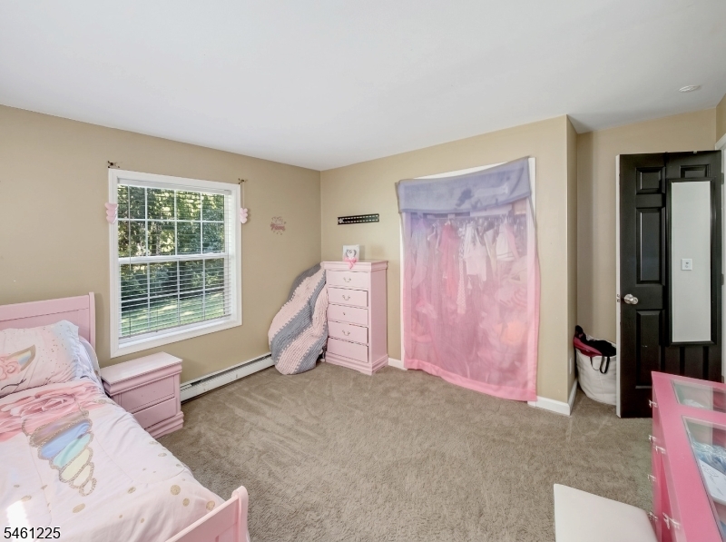 404 Lyndale St Property Photo 17