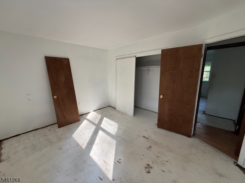 414 Deerfield Ln Property Photo 9