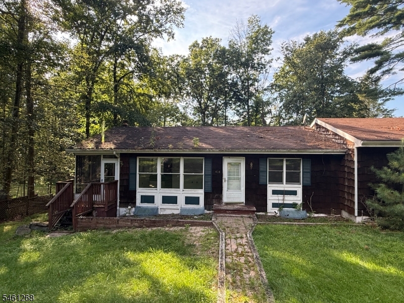 414 Deerfield Ln Property Photo 18
